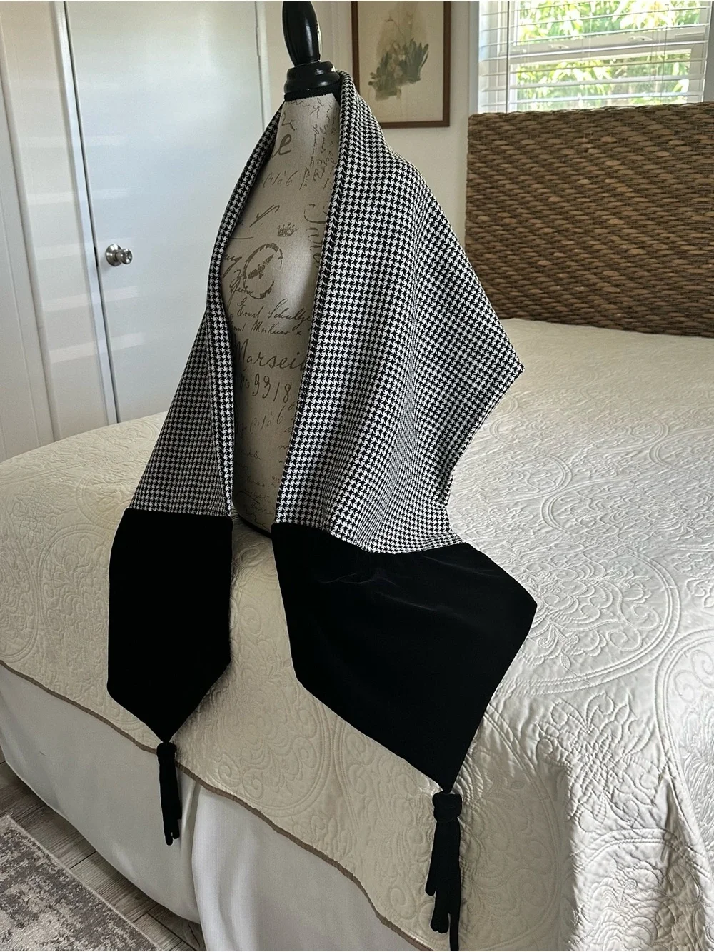 Ellen Raines Martin Black and White Houndstooth  & Velvet Scarf